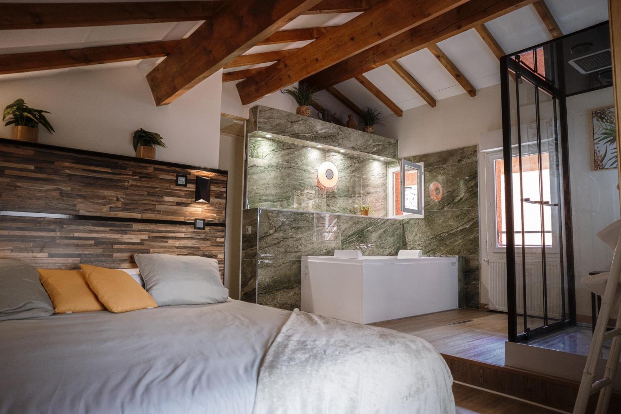 Appart Hotel Le 8 La Suite & Spa - Parking Gratuit - Mâcon Εξωτερικό φωτογραφία