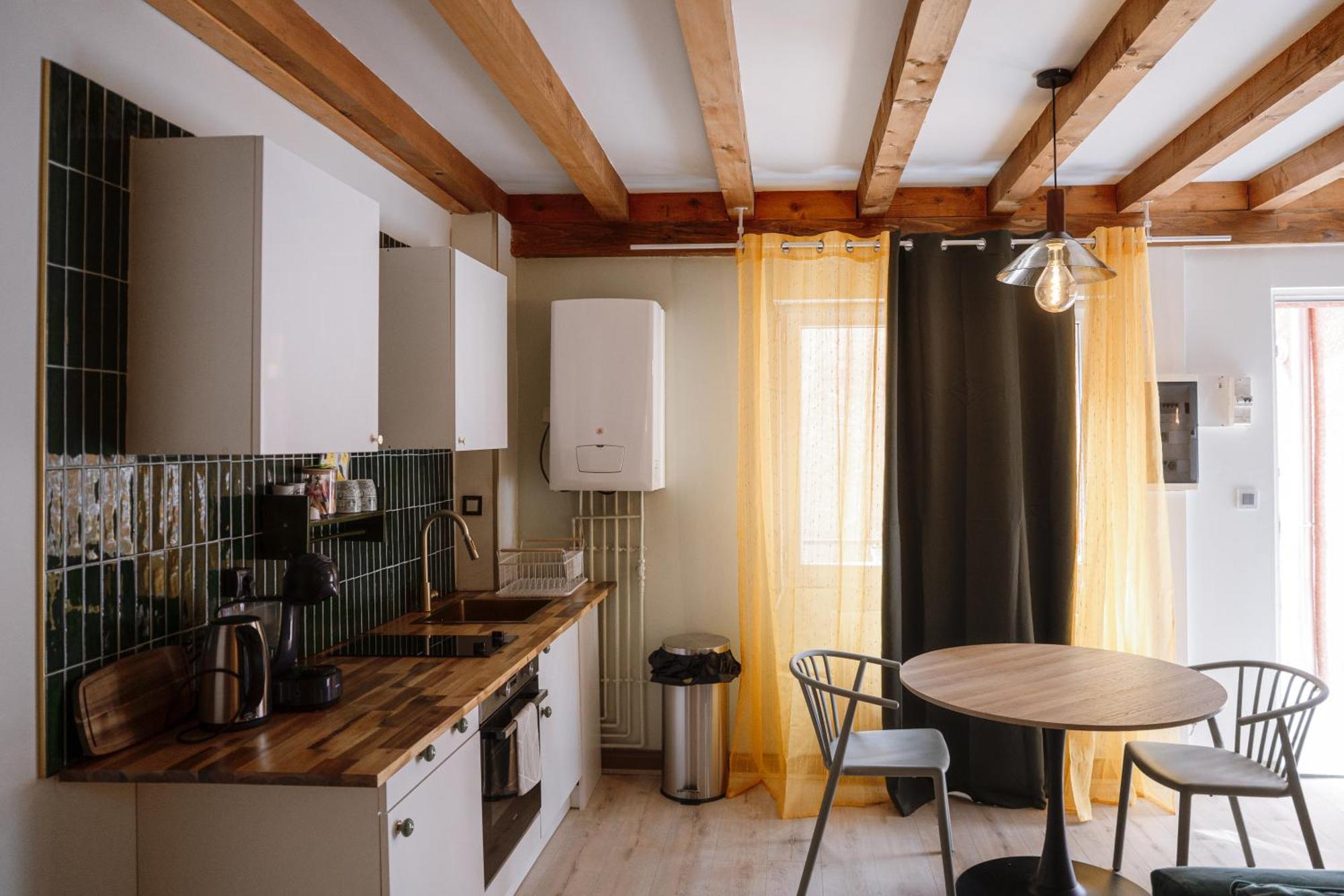 Appart Hotel Le 8 La Suite & Spa - Parking Gratuit - Mâcon Εξωτερικό φωτογραφία
